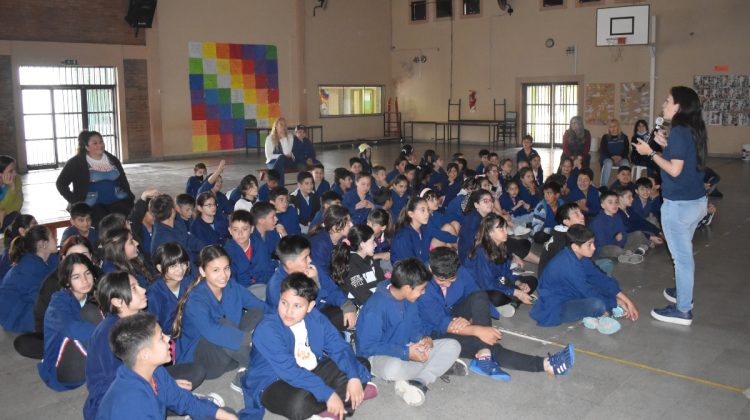 San Luis Agua visitó el Centro Educativo N°12 “Leopoldo Lugones” de Tilisarao