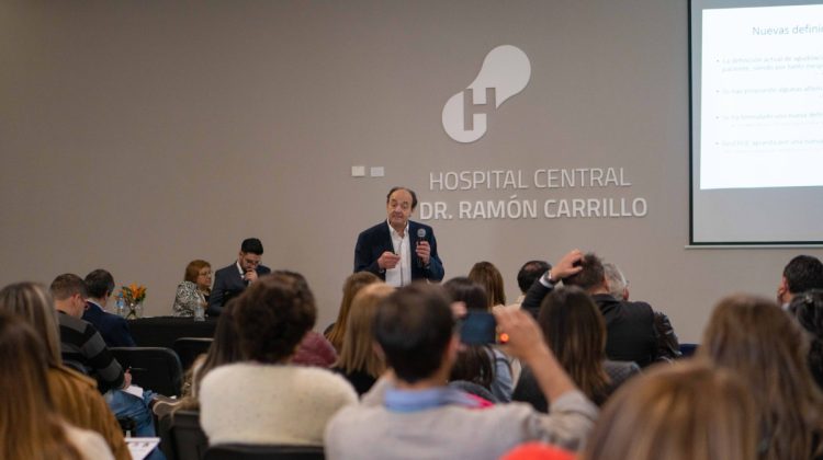 El Hospital Central “Dr. Ramón Carrillo” fue epicentro de una jornada regional de neumología