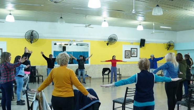 “Sueños del Arte” continúa con el taller de canto coral en el centro de jubilados nacionales