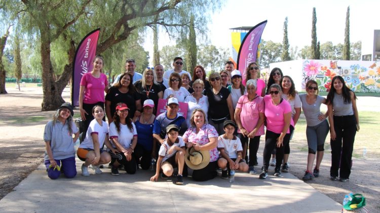 La ministra Dávila participó de las actividades para sensibilizar sobre el Cáncer de Mama