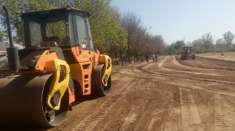 Vialidad provincial continúa con la reparación, mantenimiento y mejora de caminos a lo largo de la provincia