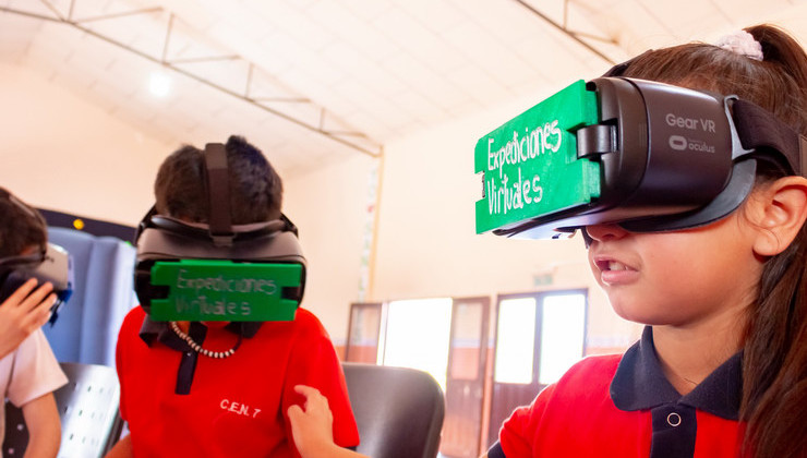 Estudiantes de La Calera conocieron por primera vez un planetario