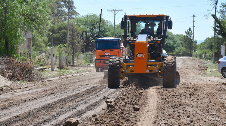 Avanzan los trabajos en la reparación de calles de la localidad