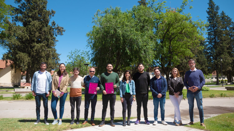 Los becarios 22 AG podrán formarse profesionalmente en la Universidad Provincial de Oficios