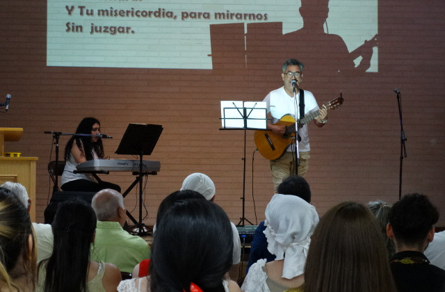 Voces que se expresan sobre un derecho: libertad pensamiento, religiosa y de culto