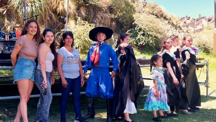 Cuecas, gatos y tradición en la peña organizada por el museo de La Carolina