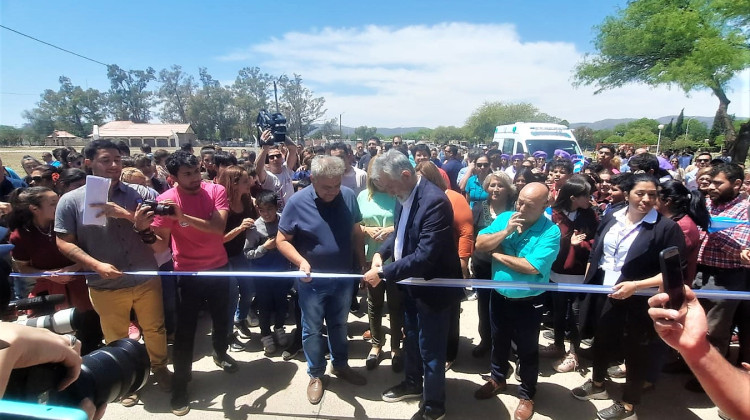 En Quines, el gobernador visitó cinco obras que tendrán un gran impacto social y comunitario