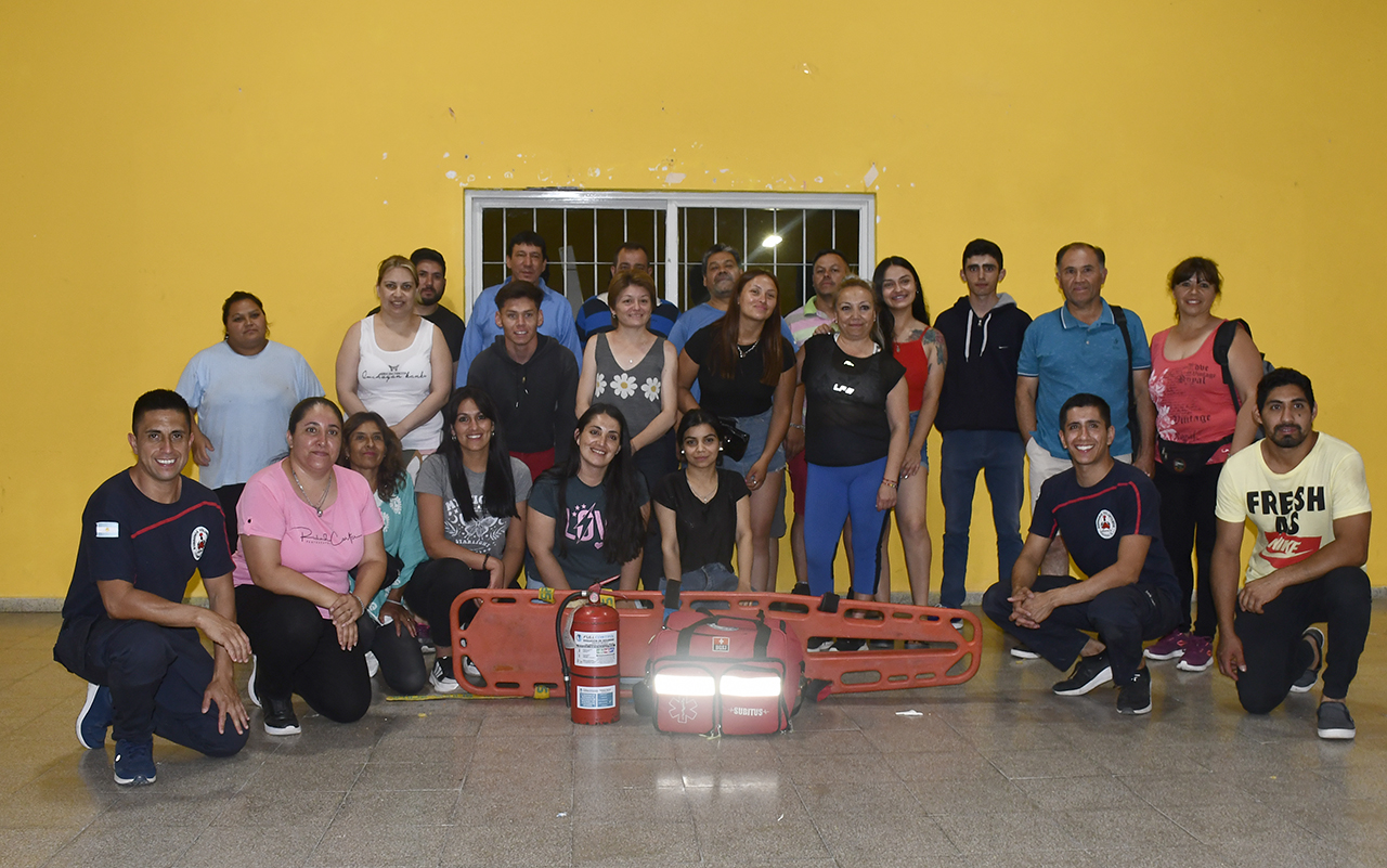 Los bomberos voluntarios de San Martín realizaron su primera capacitación