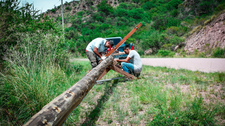 La energía eléctrica es un sueño a punto de hacerse realidad para los vecinos de La Quebrada de San Vicente