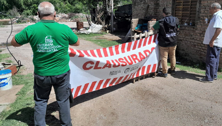 El Gobierno clausuró un basural clandestino en Juana Koslay