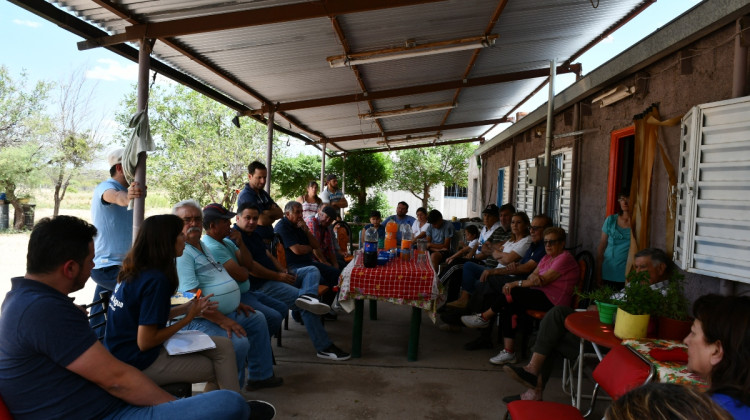 Veinte nuevas familias del departamento Belgrano tendrán acceso al agua