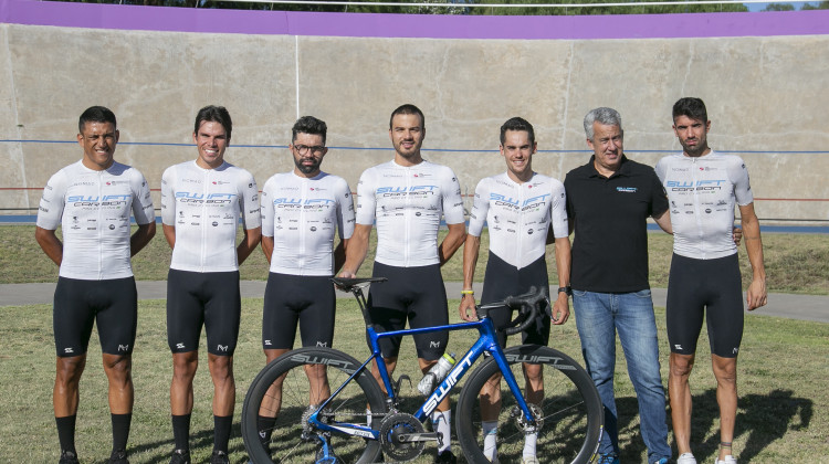 El Swift Carbon de Brasil ya está en San Luis a la espera de la Vuelta del Porvenir