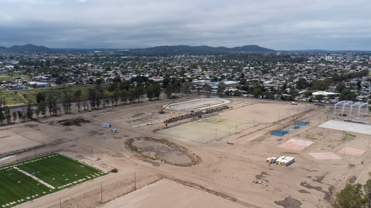 Villa Deportiva San Luis: una obra que genera trabajo local y nuevas oportunidades