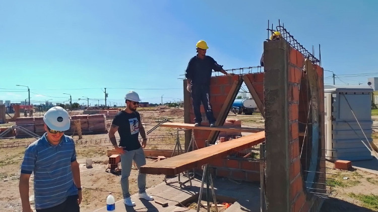 Ya se aprecia el espacio recreativo y deportivo para las familias del barrio 1000 Viviendas