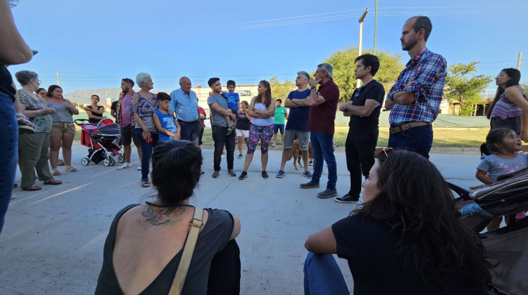 Vecinos de Santa Rosa del Conlara y Merlo se preparan para recibir el gas natural en sus casas