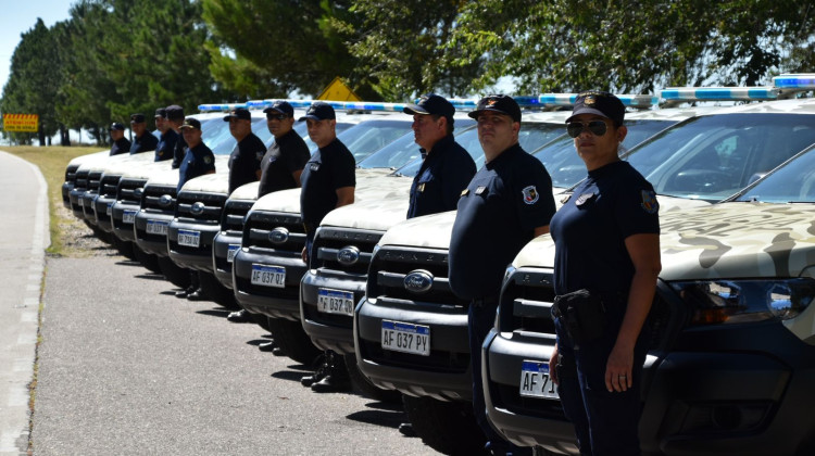 El Gobierno refuerza la Policía Rural con 12 vehículos