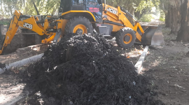 San Luis Agua continúa con la limpieza de canales de riego en Villa Mercedes