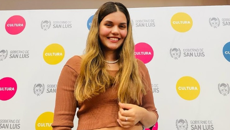 Valentina Olguin: canta desde niña, estudia Bioquímica y sueña con brillar en el teatro