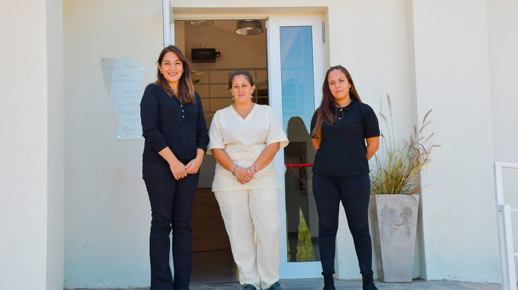 “Hemos formado un equipo con personal que vive acá en la Villa de la Quebrada”