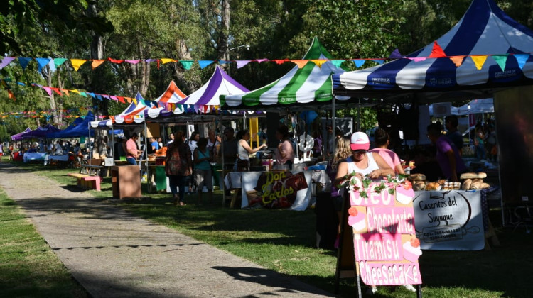 Arrancó la Feria de Pequeños y Medianos Productores en Villa Mercedes