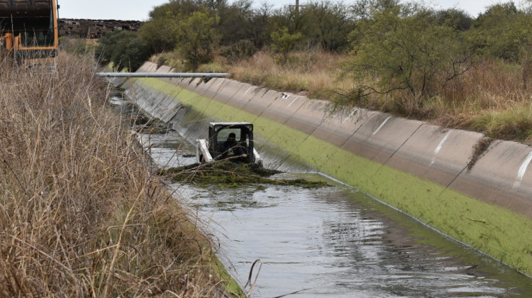 San Luis Agua realizará la limpieza del Canal Paso de las Carretas