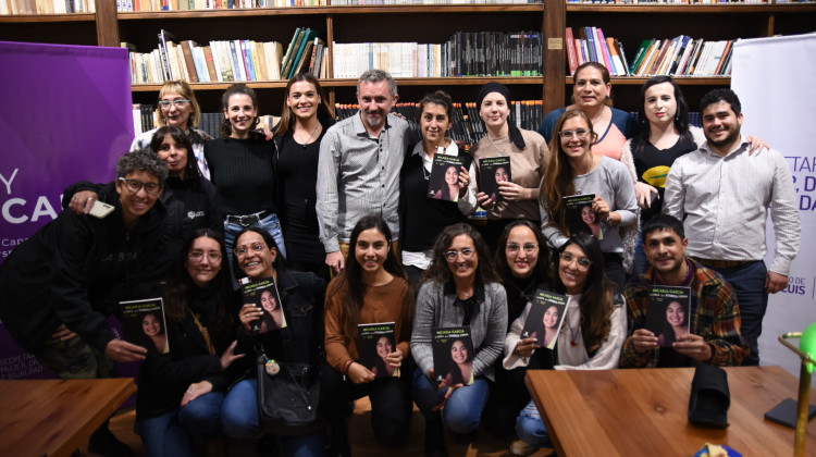 Presentaron la obra literaria “Micaela García, la chica de la sonrisa eterna”