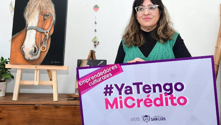 La emprendedora, Aída Alcaráz adquirirá herramientas para su taller con el crédito cultural