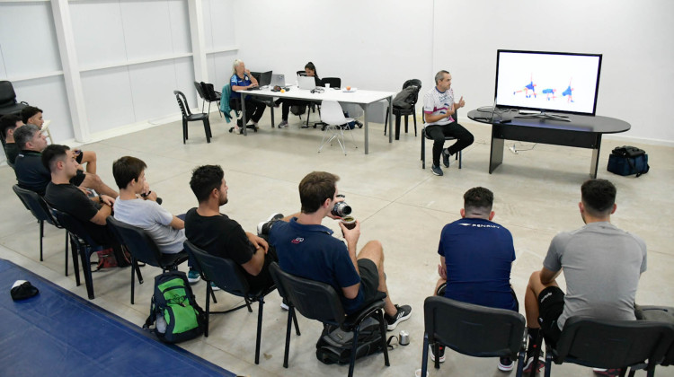 Los profesionales de la medicina del Campus capacitan a los árbitros de handball