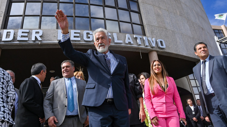 “Los gobiernos deben aceptar los desafíos de los tiempos”