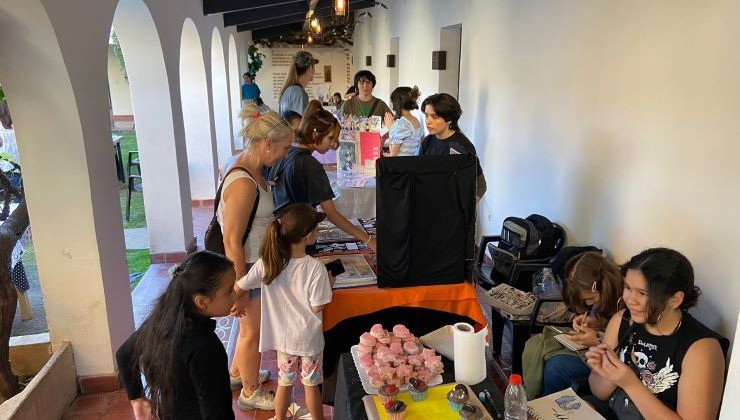 La Casa del Poeta se llenó de color e inspiración con la Feria UFO