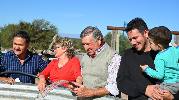 Familias de los parajes La Aguada, La Reducción y La Verde cumplieron su sueño de tener acceso al agua