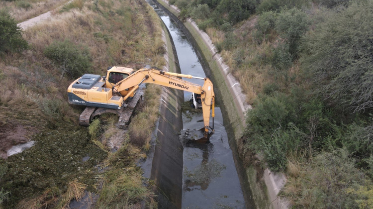 Finalizó la limpieza del Canal Paso de las Carretas