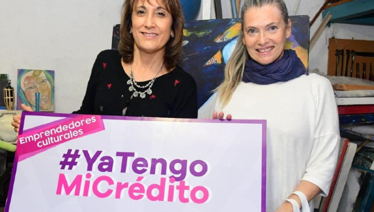 En La Punta, la artista plástica Silvana Guerrero recibió su crédito cultural 