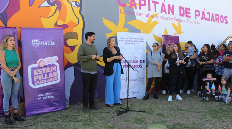 Estudiantes de la Escuela Generativa “Capitán de Pájaros” podrán acceder a las estampillas escolares