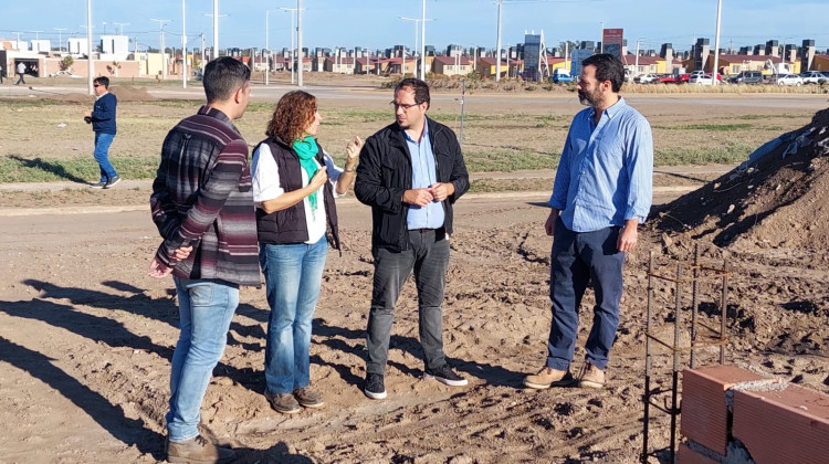 Visita de obra al nuevo CAPS ambulatorio que se construye en el sur de la ciudad de San Luis