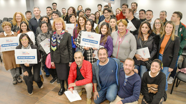 ULP Emprende entregó 30 créditos a estudiantes