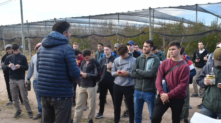 Estudiantes universitarios de Córdoba visitaron el predio de Sol Puntano