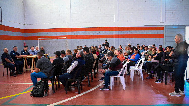 La Policía y la comunidad trabajan en la prevención de delitos