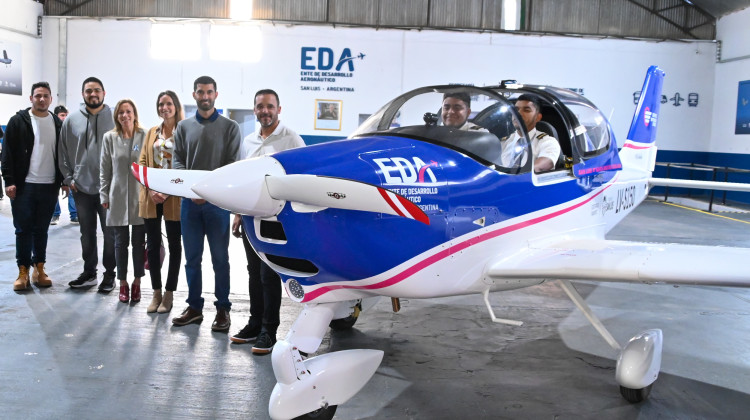 La escuela de pilotos de San Luis ya tiene su nueva aeronave