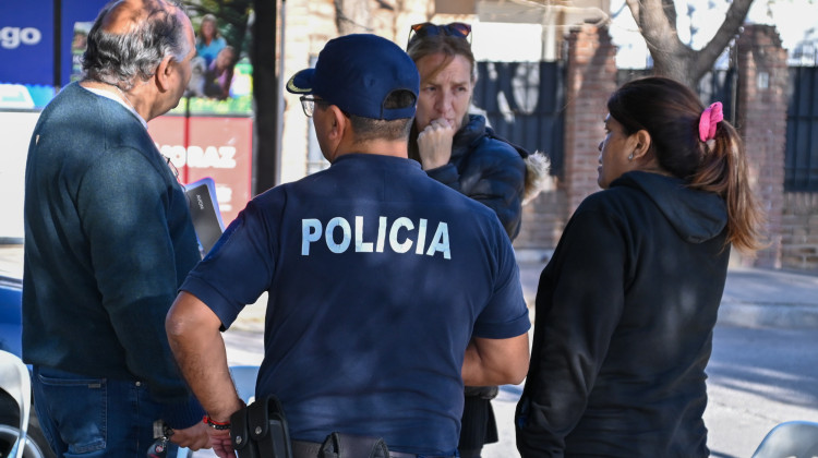 El Ministerio de Seguridad se reunió con vecinos para coordinar nuevas acciones en los barrios