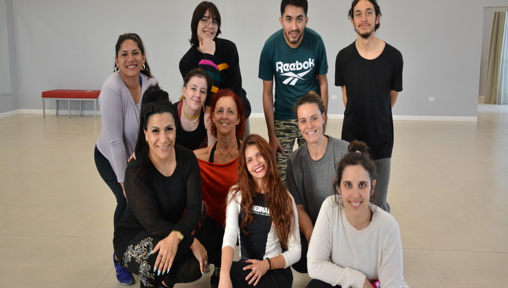 Continúa el seminario de Sandy Brandauer en teatro musical, canto y baile