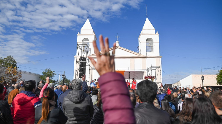 Miles de fieles se congregaron en Renca para brindar sus muestras de afecto y adoración