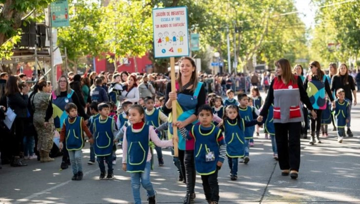 En San Luis y Villa Mercedes se realizó el desfile de los Jardines de Infantes