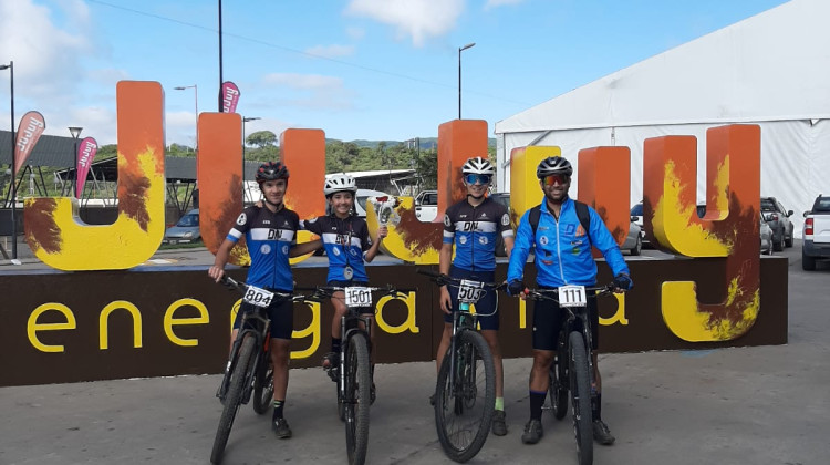 Ciclistas de “La Pedrera” brillaron en el Argentino Internacional de Jujuy