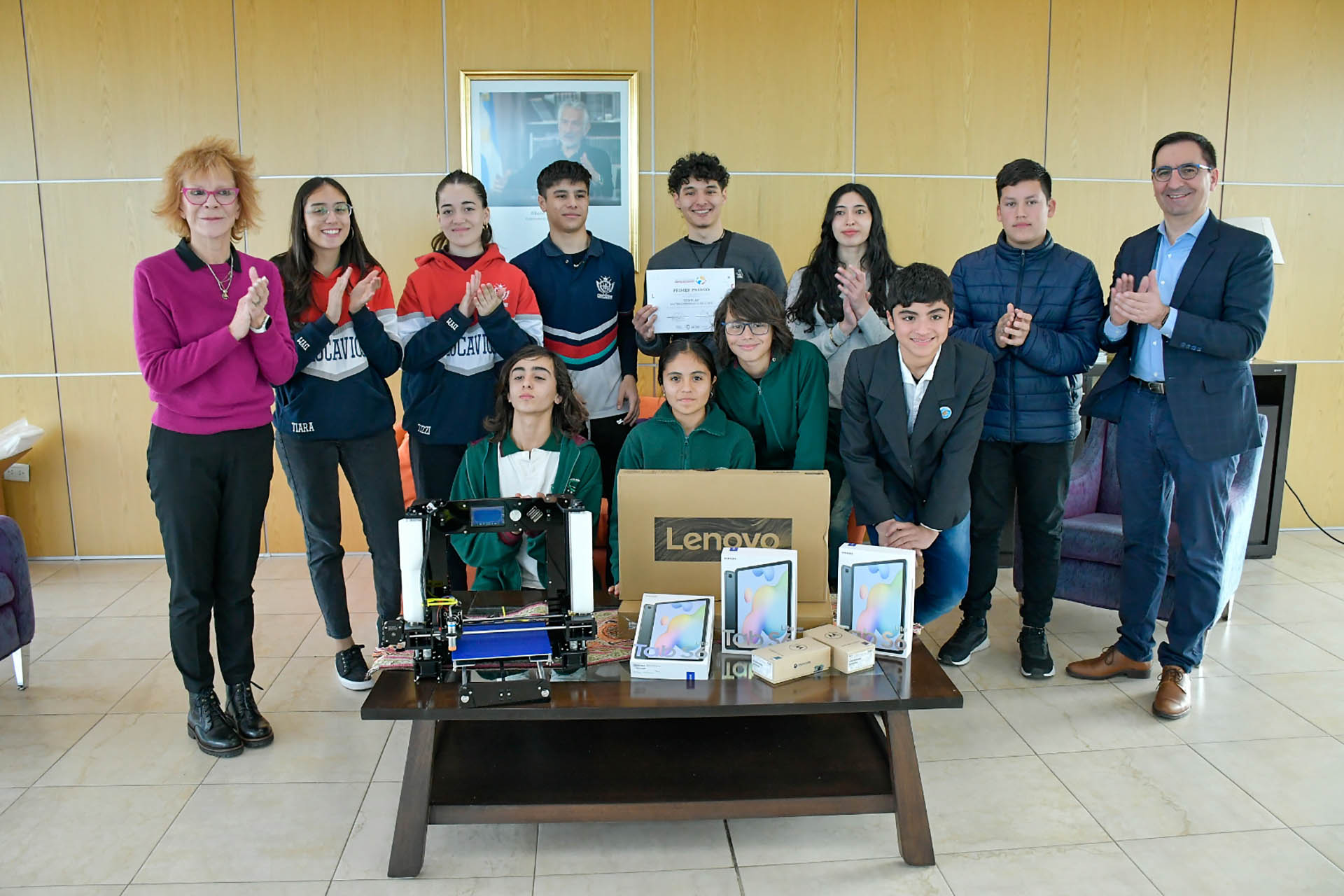 Los ganadores del Desafío Innovadores Emprendedores recibieron sus premios