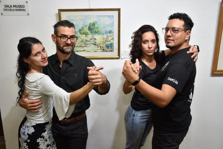 La asociación “Tacón y Punta” celebró sus cuatro años con una milonga