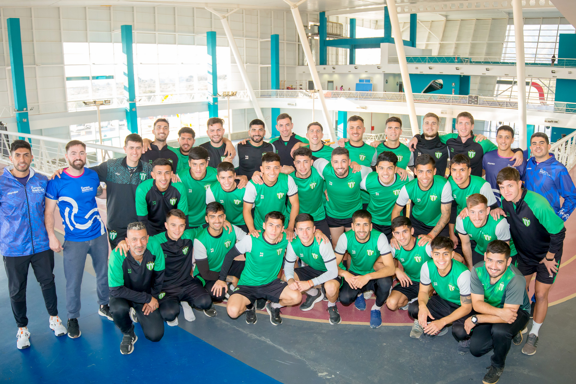 El club Ferro Carril Oeste probará jugadores de básquet y futbol