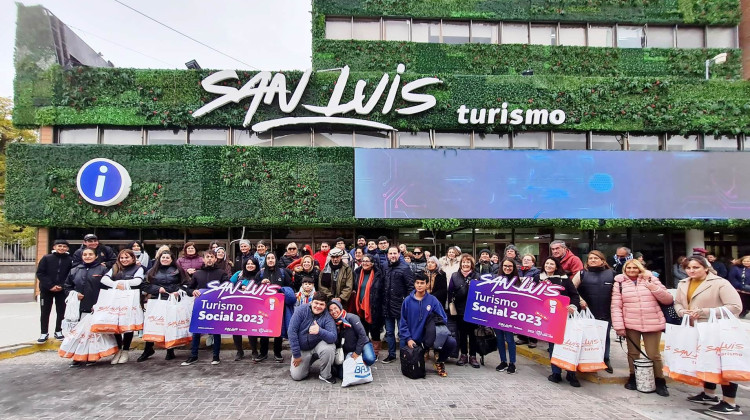 “Estamos felices, muchos vecinos van a conocer el mar por primera vez”