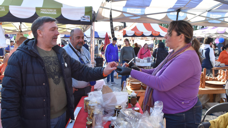 Villa Mercedes vibró al ritmo de la Feria de Pequeños y Medianos Productores