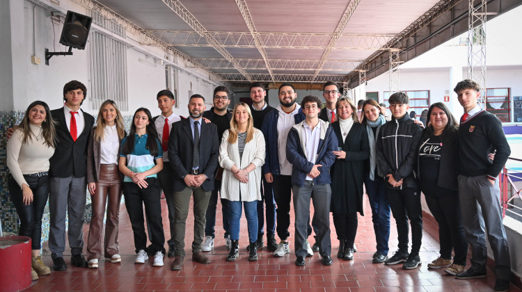 Alumnos del Instituto Santo Tomás de Aquino eligieron por primera vez a sus representantes